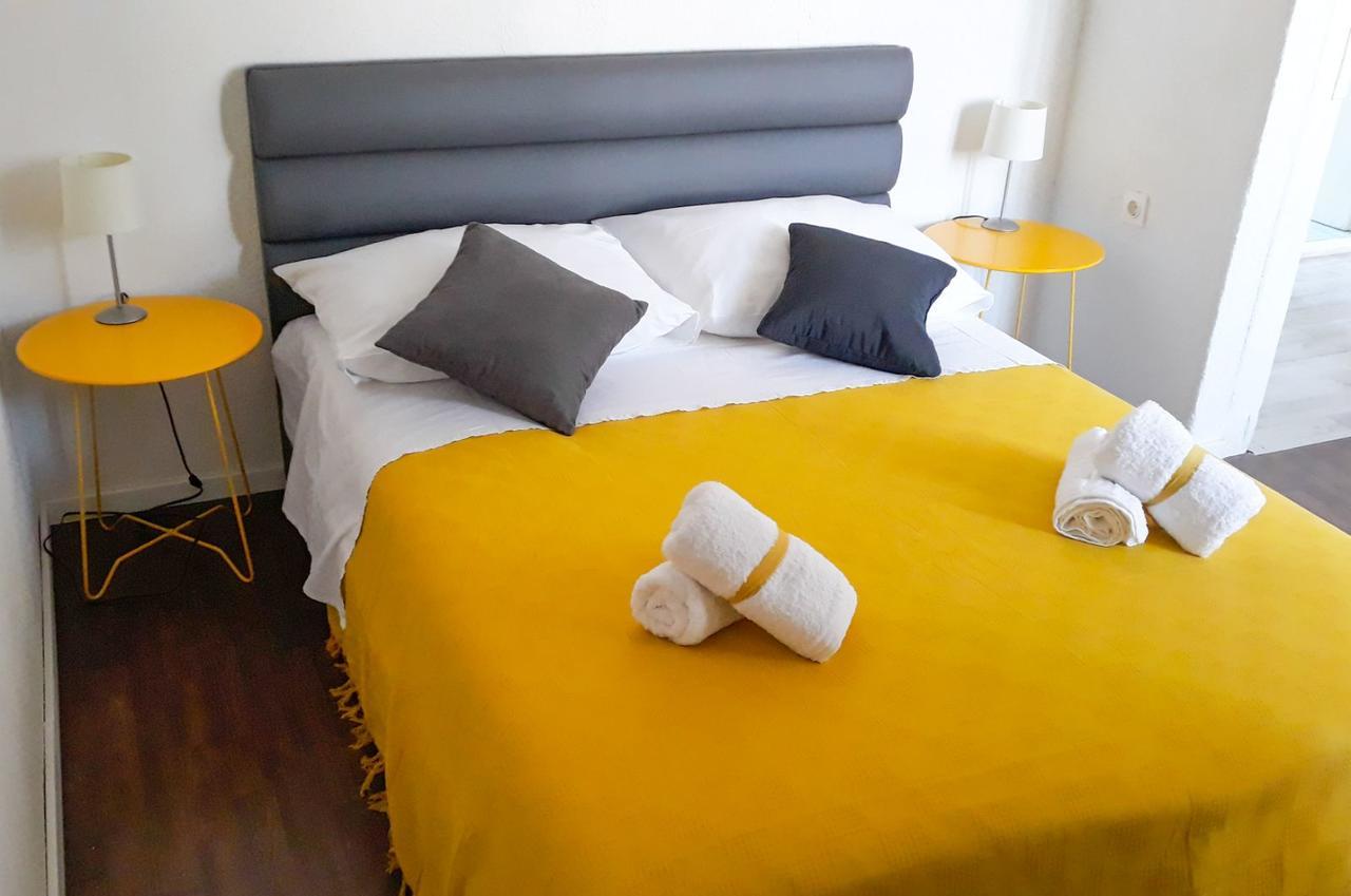 Apartments Kut Віс Екстер'єр фото